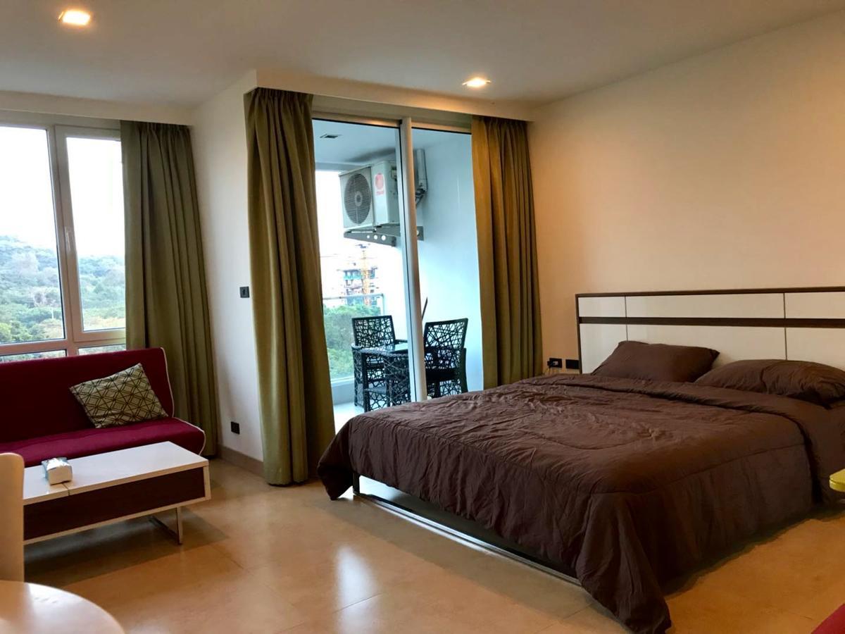 The Cliff Condominium Pattaya Luaran gambar